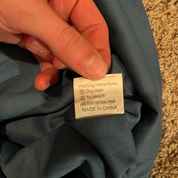 EUC Short Homecoming Dresses,Sparkly Mini, V-neck, Sparkly Gown NWT Teal size 4 - Picture 3 of 6